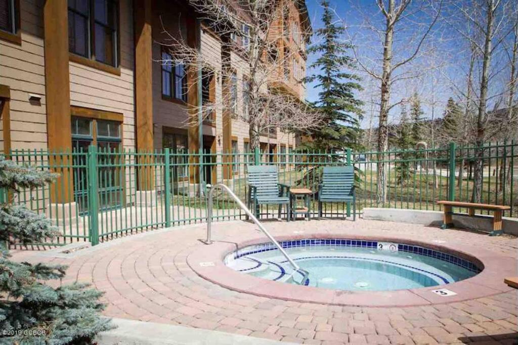 Ski-In/Ski-Out Zephyr 1 Bedroom Condo Winter Park Exterior photo